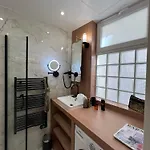 Clouet-paris Centre- Xve! 巴黎