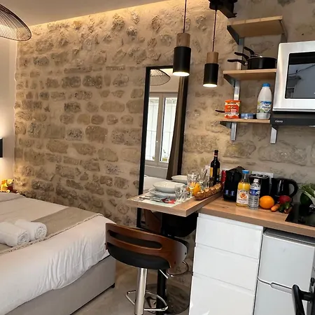 Clouet-paris Centre- Xve!