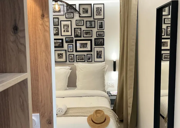 Clouet-paris Centre- Xve! Paryż